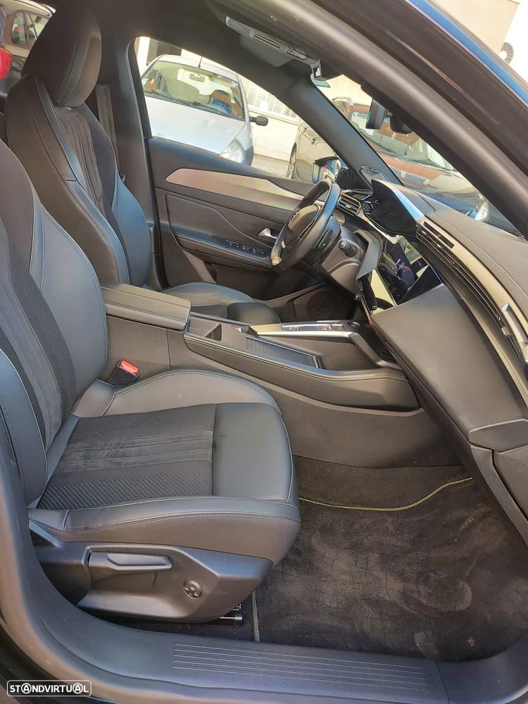 Peugeot 308 1.6 Hybrid GT e-EAT8 - 8