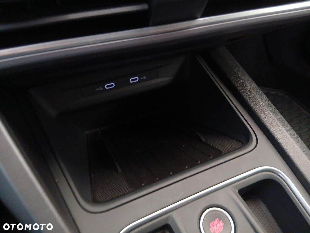 Seat Leon Sportstourer 1.5 eTSI FR DSG - 40