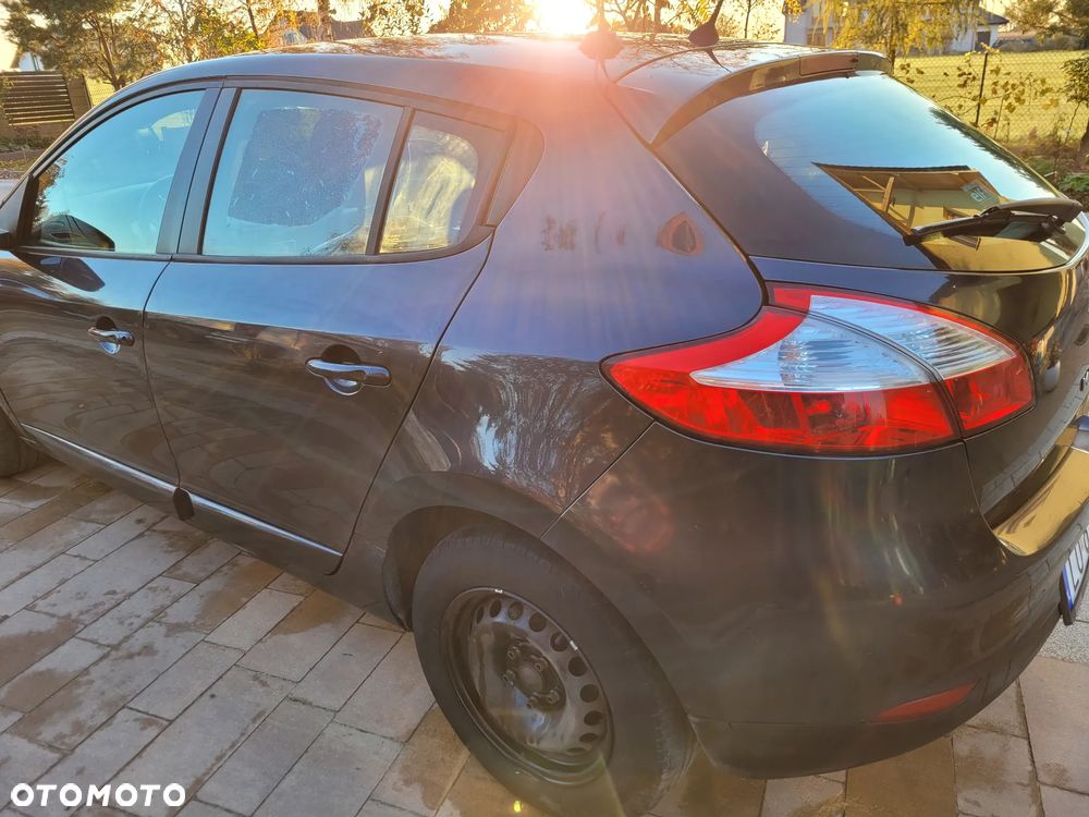 Renault Megane 1.5 dCi Dynamique - 6