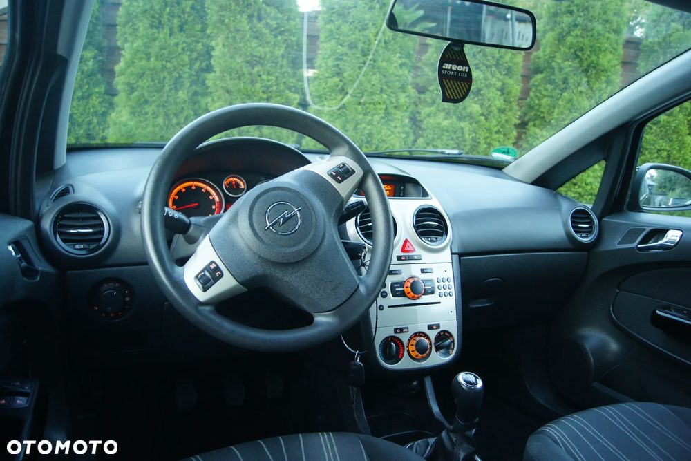 Opel Corsa 1.2 16V Enjoy - 5