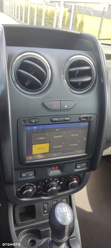 Dacia Duster 1.2 TCe Laureate S&S EU6 - 15