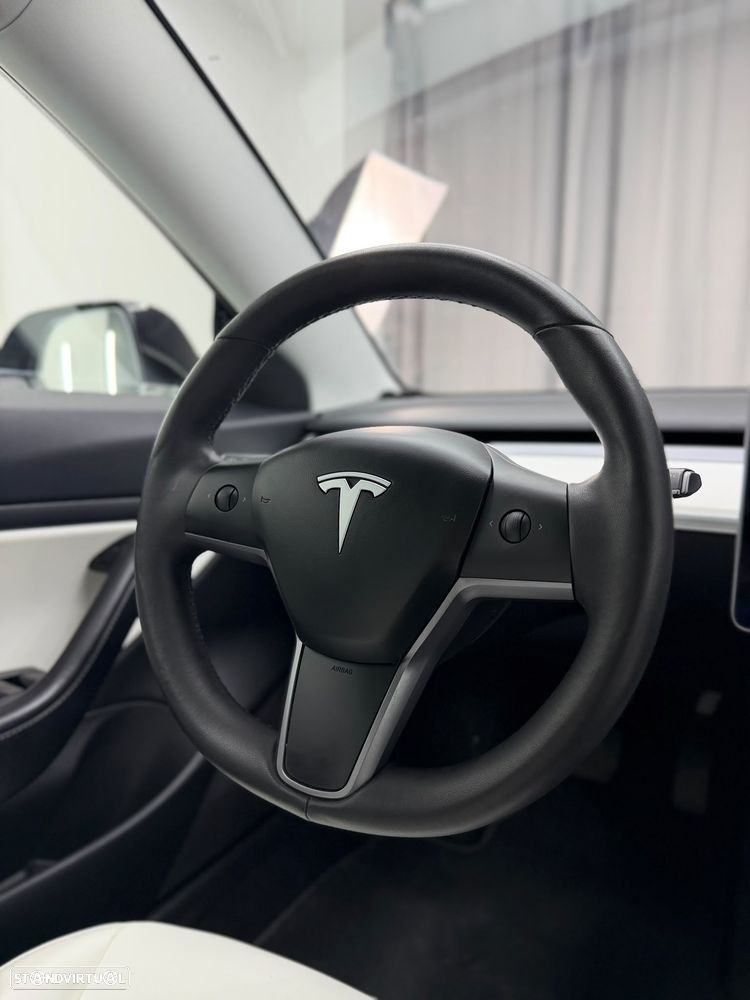 Tesla Model 3 Standard RWD Plus - 18