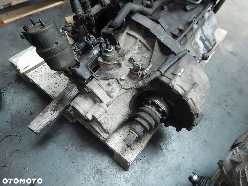 SKRZYNIA BIEGÓW VW TRANSPORTER T4 2.5 TDI AFK 198 TYS.km - 1