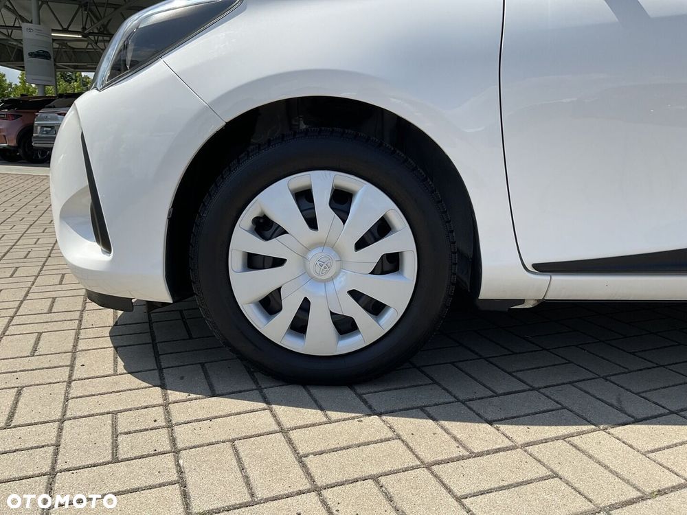 Toyota Yaris - 15
