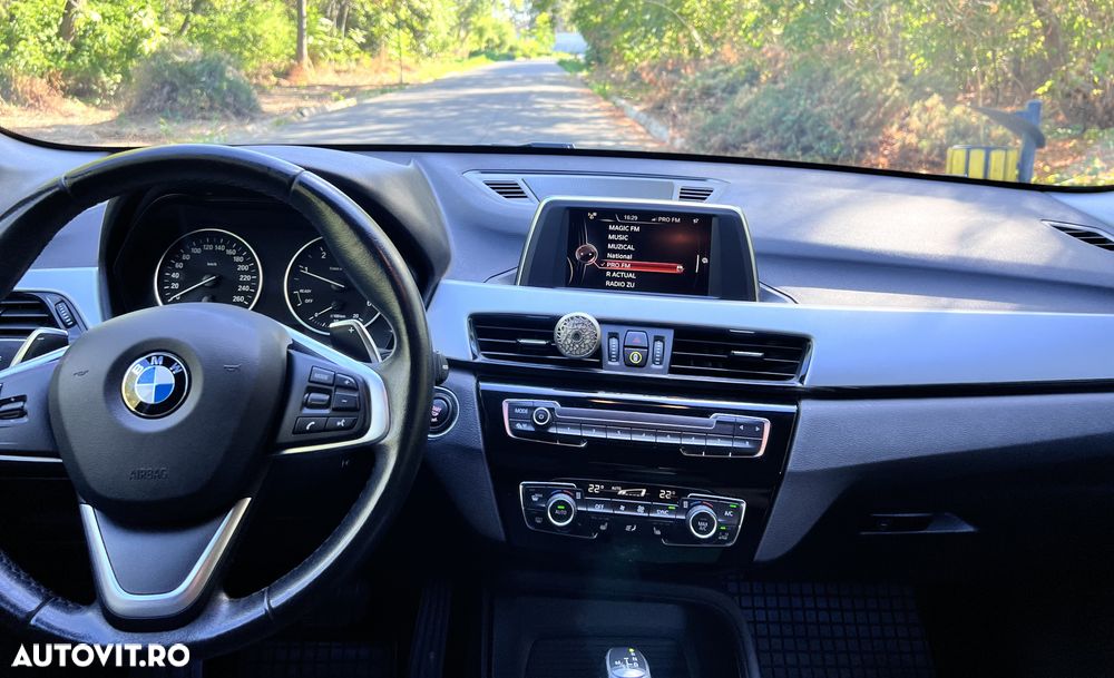 BMW X1 - 13