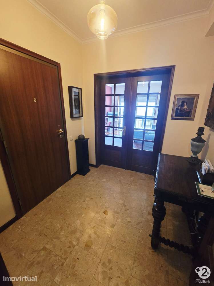 Andar Moradia T5 Duplex em Ramalde - Grande imagem: 5/26