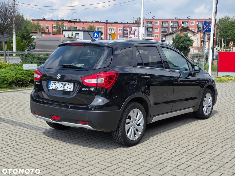 Suzuki SX4 S-Cross 1.0 T Premium - 4