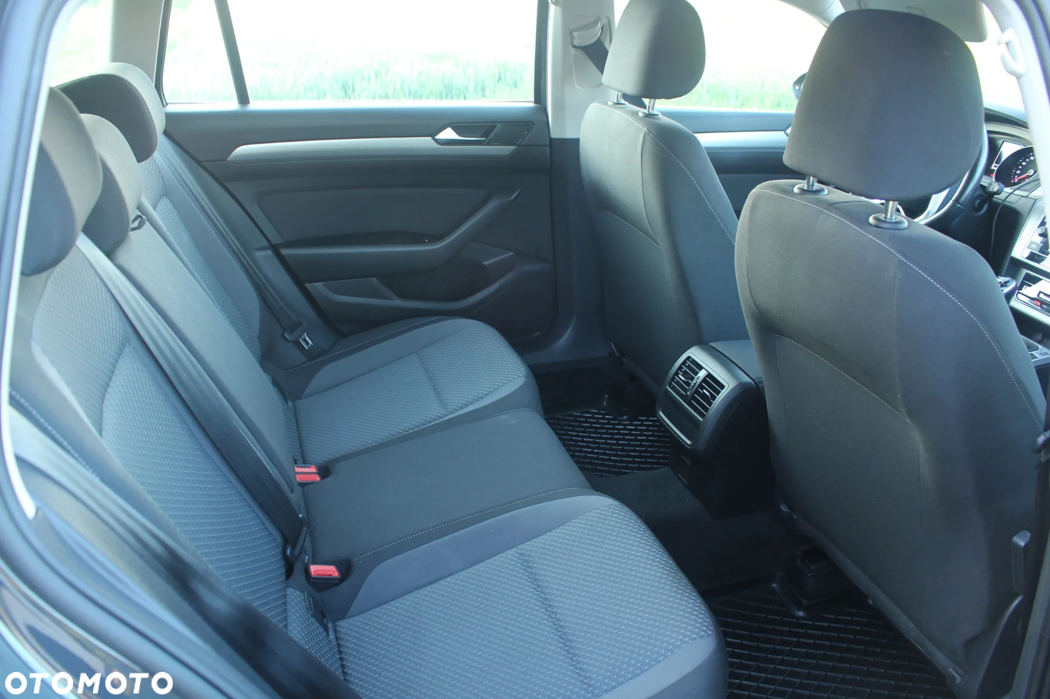 Volkswagen Passat 2.0 TDI EVO Essence - 14