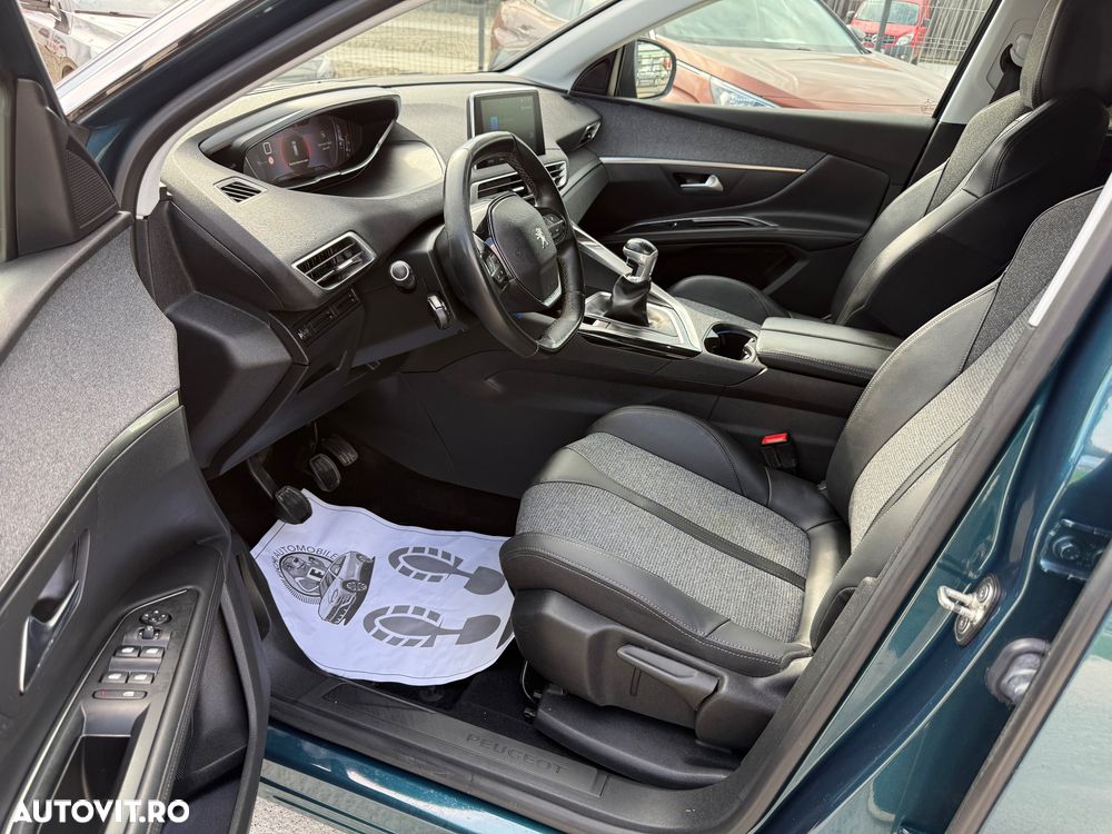 Peugeot 5008 BlueHDI 130 Allure Business-Paket - 11