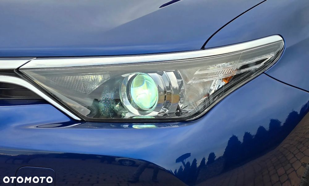Toyota Auris - 16