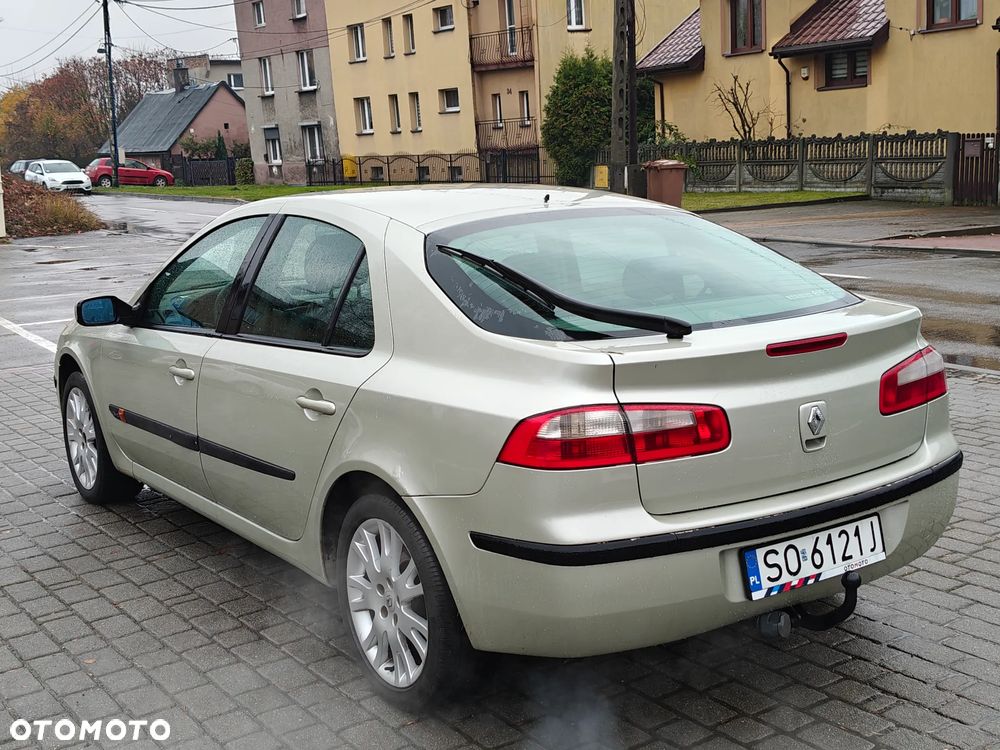 Renault Laguna 1.9 dCi Impulsion - 14