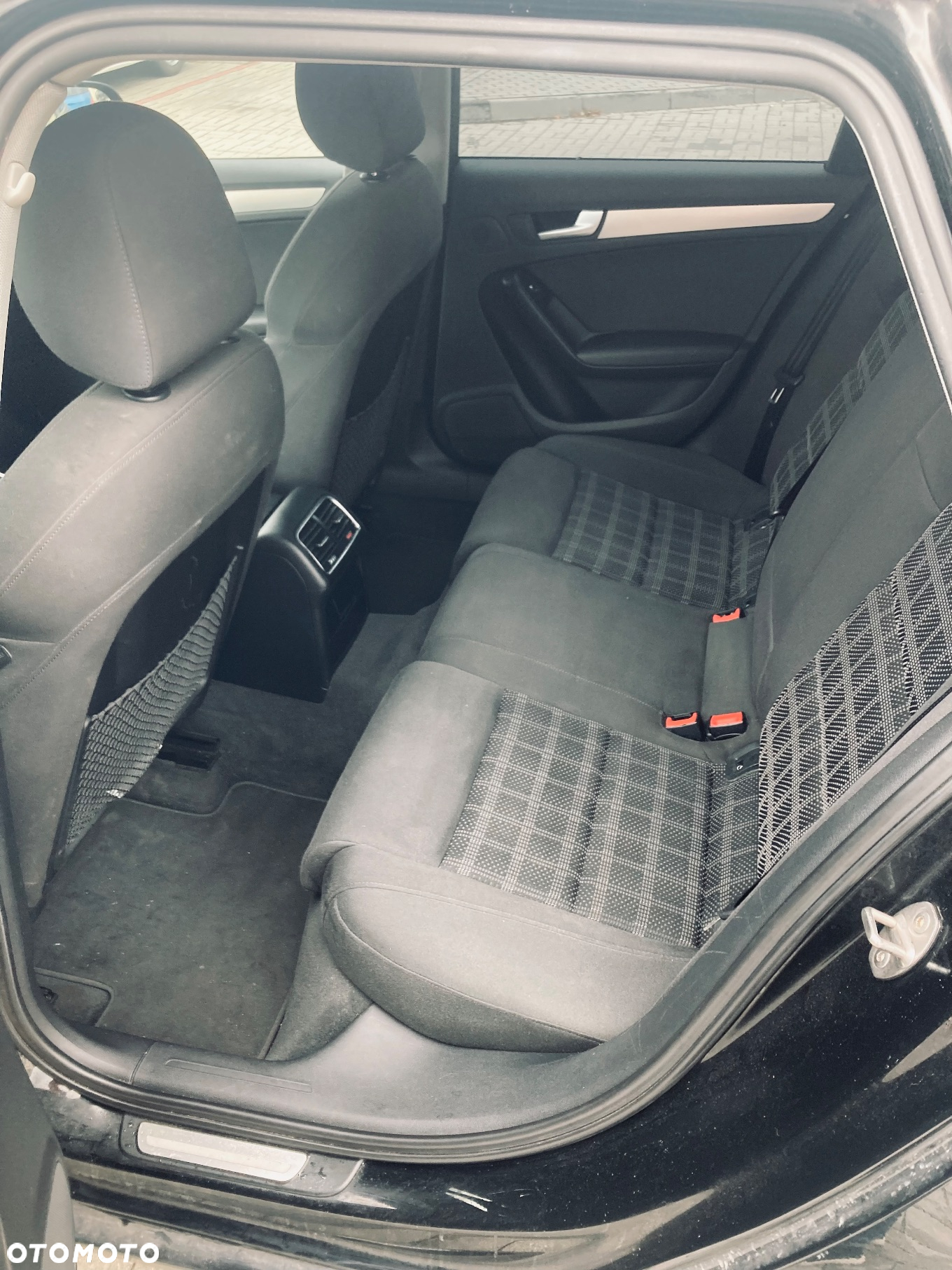 Audi A4 Avant 3.0 TDI Quattro S tronic - 9