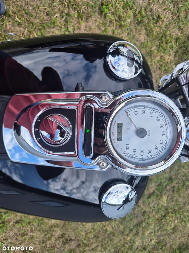 Harley-Davidson Dyna Super Glide - 7