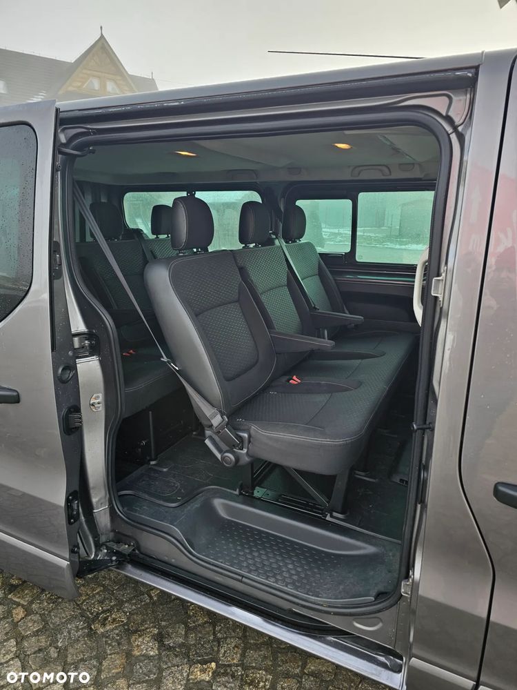 Opel Vivaro L2H1 2,9t Elegance Business - 25