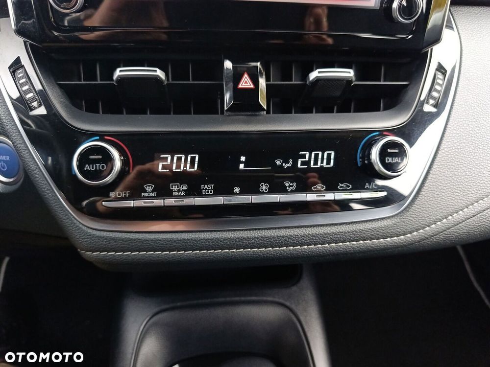 Toyota Corolla - 29