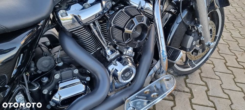 Harley-Davidson FLHXS Special - 14