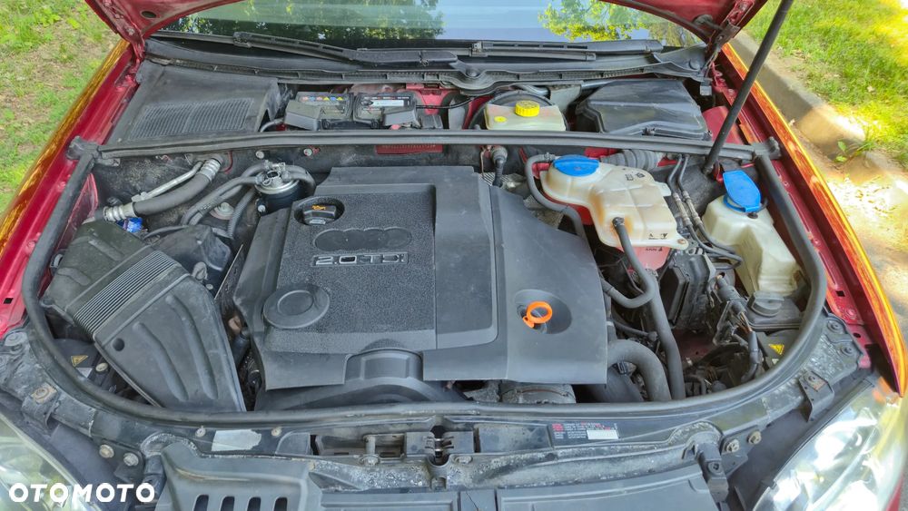 Audi A4 Avant 2.0 TDI - 13