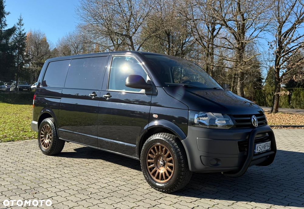 Volkswagen Transporter Caravelle 4MOTION Edition - 2