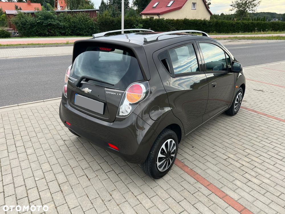 Chevrolet Spark 1.2 LS - 17