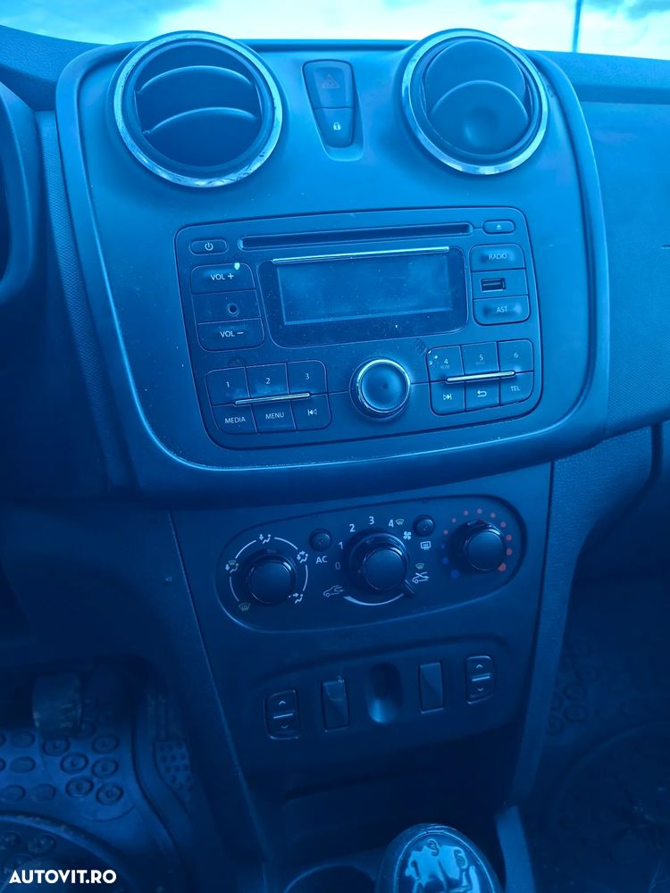 Dacia Logan 1.2 75CP Laureate - 4