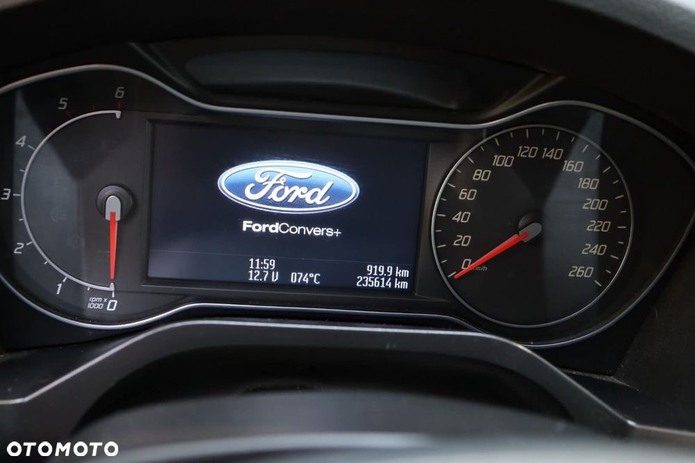 Ford S-Max 2.0 TDCi DPF Trend - 13