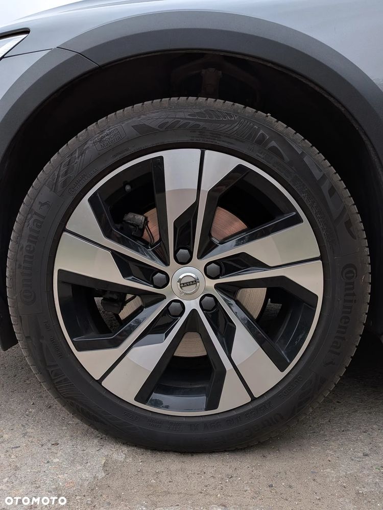 Volvo V60 Cross Country - 17