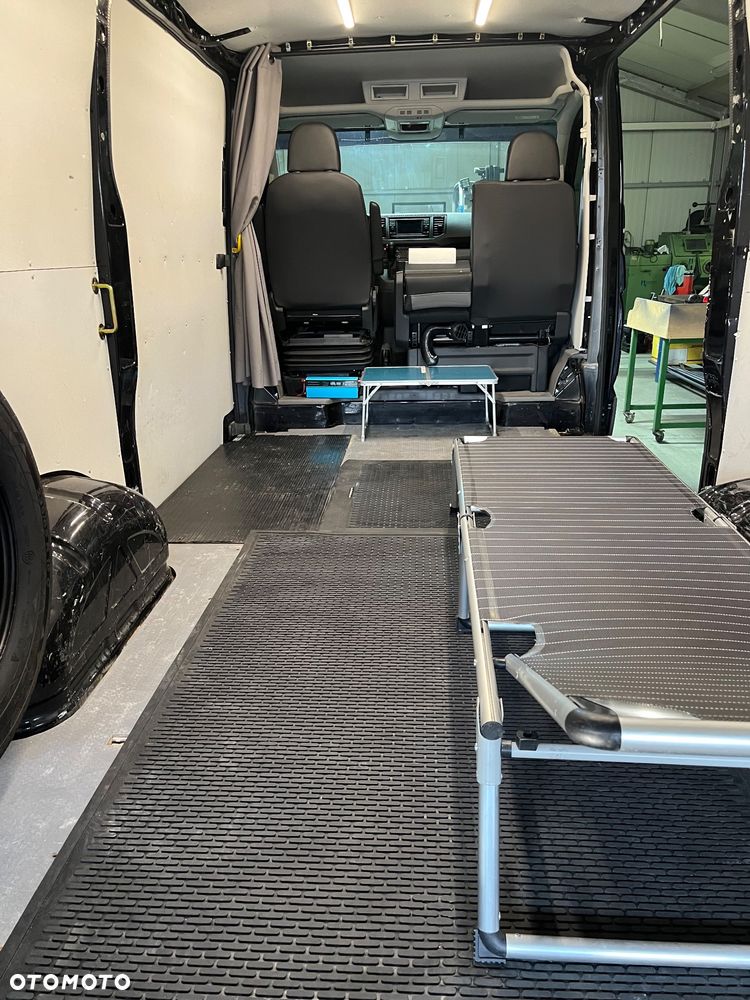 Volkswagen Crafter - 13