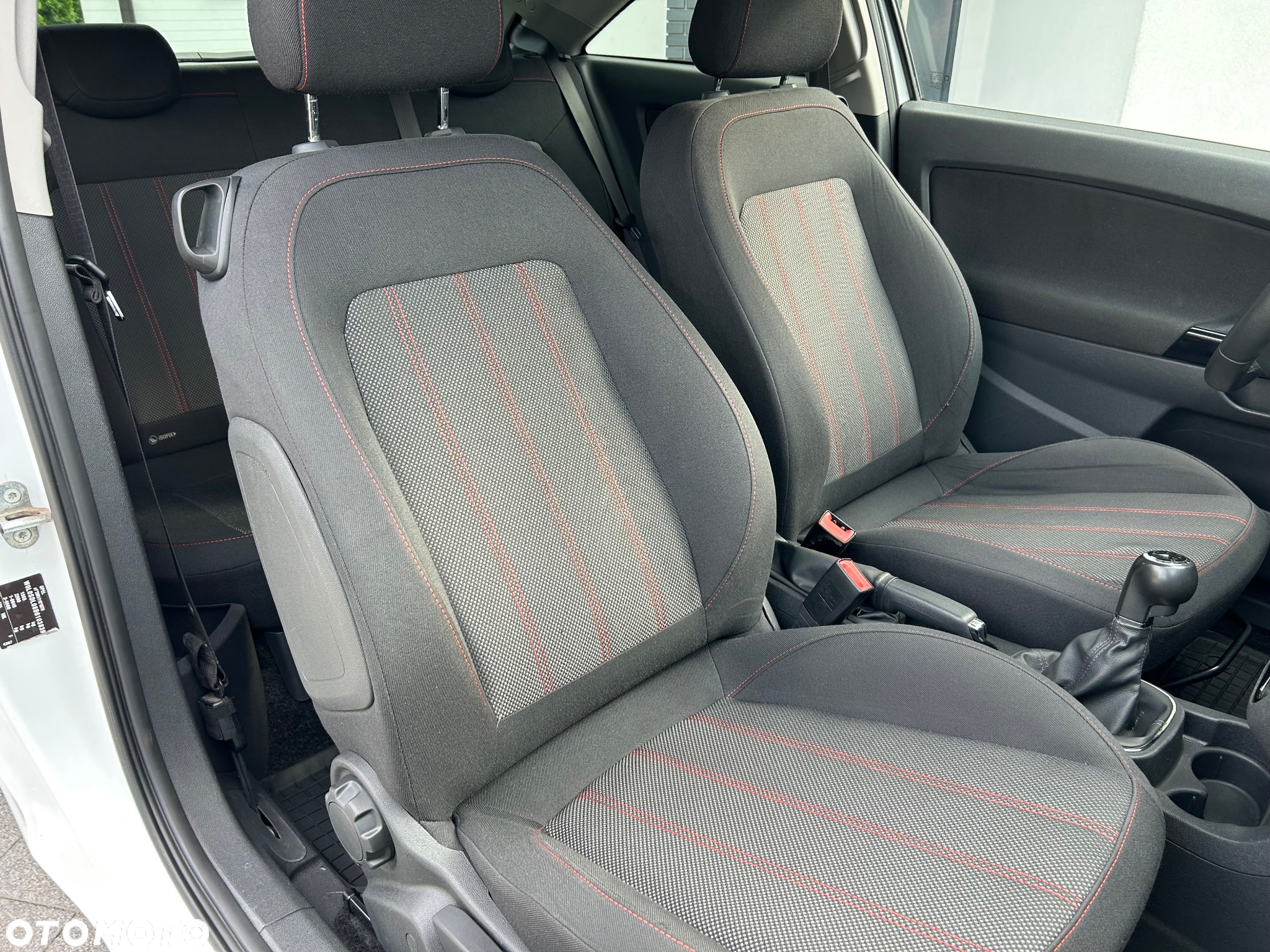 Opel Corsa 1.4 16V Color Edition - 14