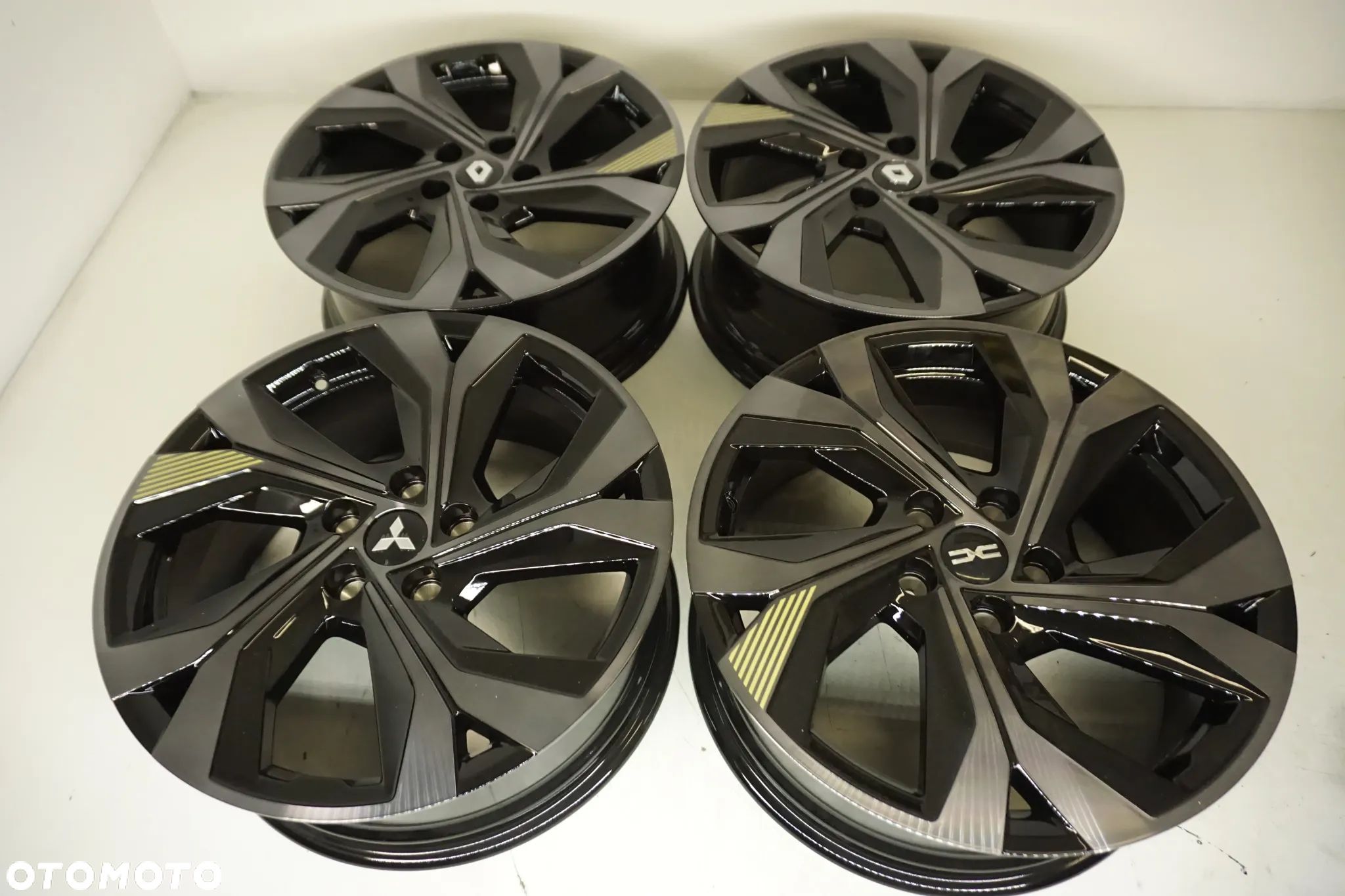 Felgi Aluminiowe  18 DACIA DUSTER BIGSTER RENAULT CAPTUR II ARCANA KADJAR KOLEOS LAGUNA III SCENIC MEGANE SYMBIOZ MITSUBISHI ASX ORYGINAŁ ET35 - 1