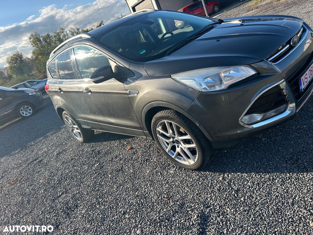 Ford Kuga - 28