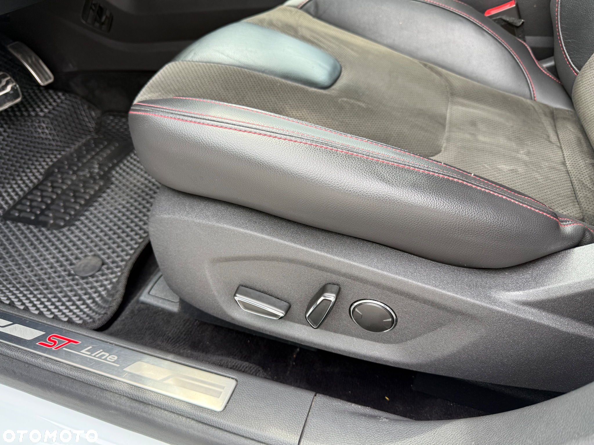 Ford Mondeo 2.0 Hybrid Titanium - 17