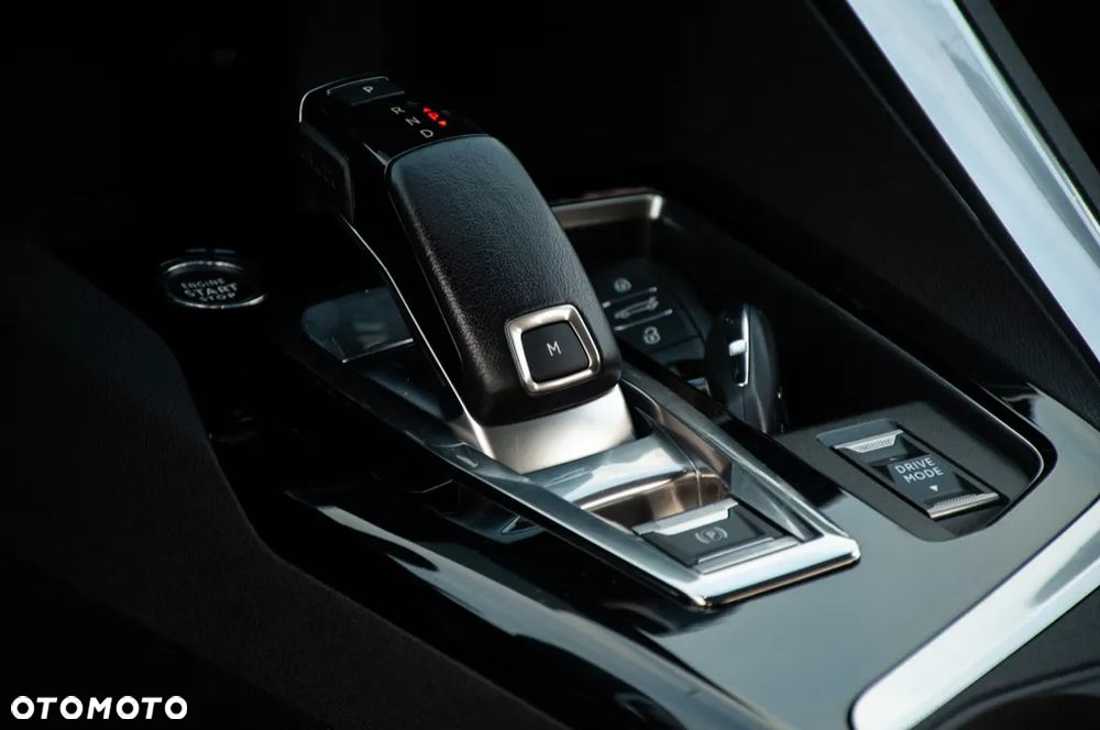 Peugeot 5008 2.0 BlueHDI GT S&S EAT8 - 36