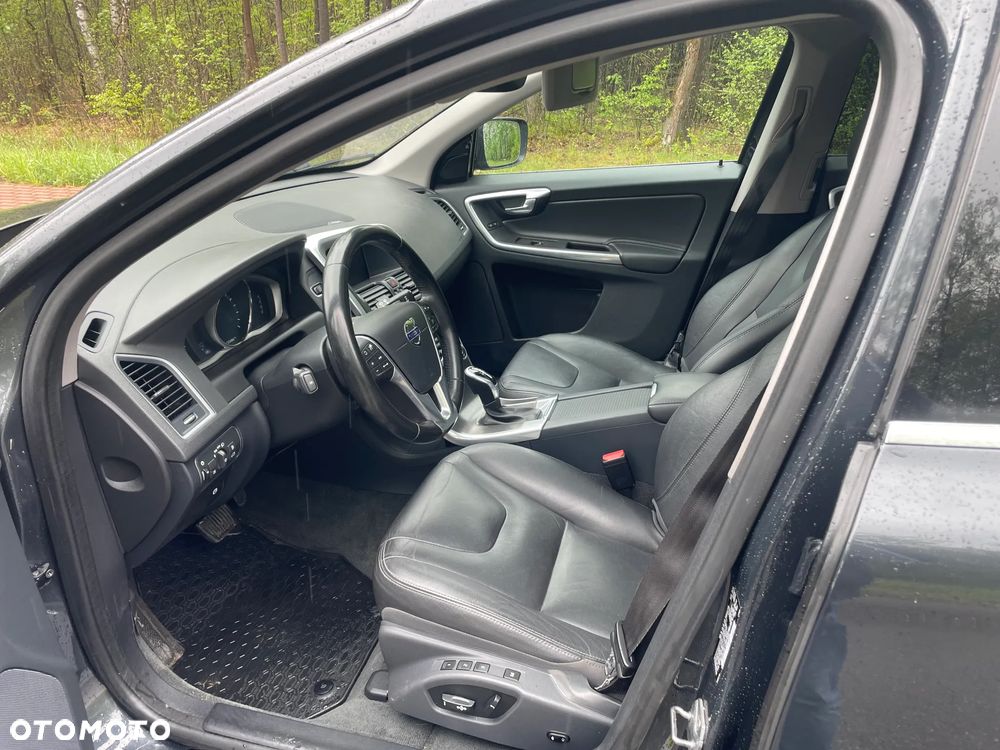 Volvo XC 60 T5 AWD Summum - 14
