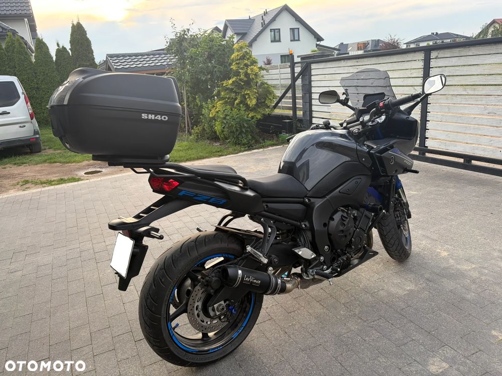 Yamaha FZ8 - 32