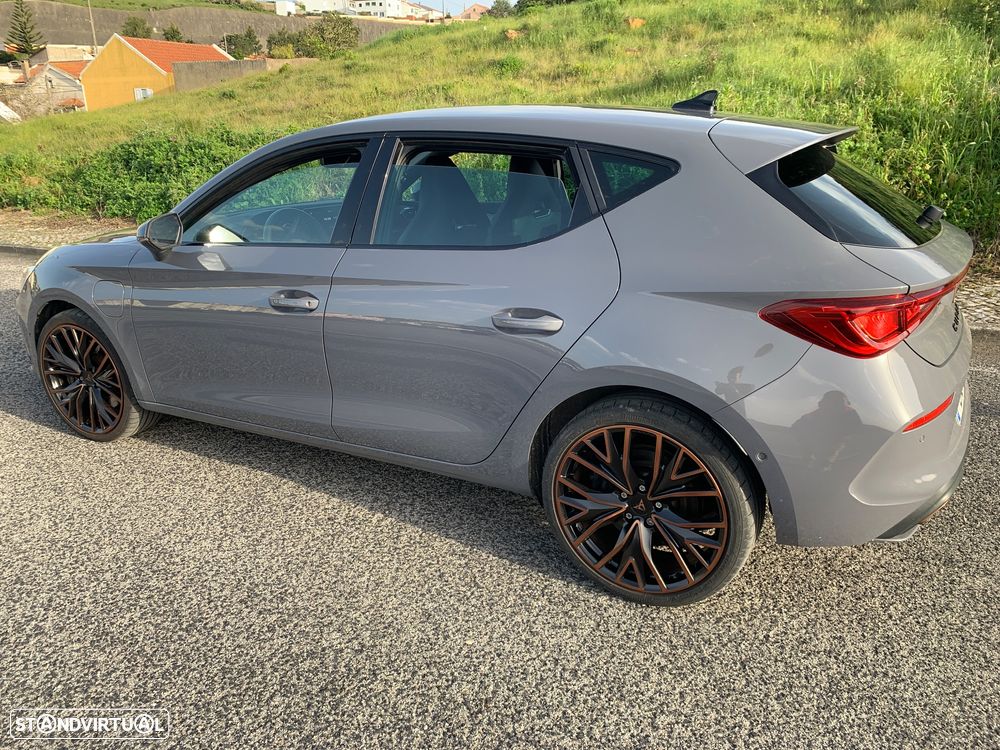 Cupra Leon 1.4 e-Hybrid (180 kW System) VZ - 5