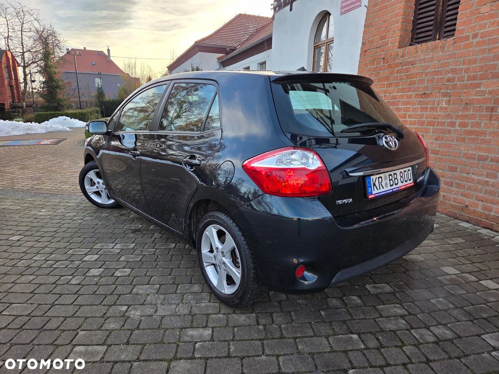 Toyota Auris 1.33 VVT-i - 2