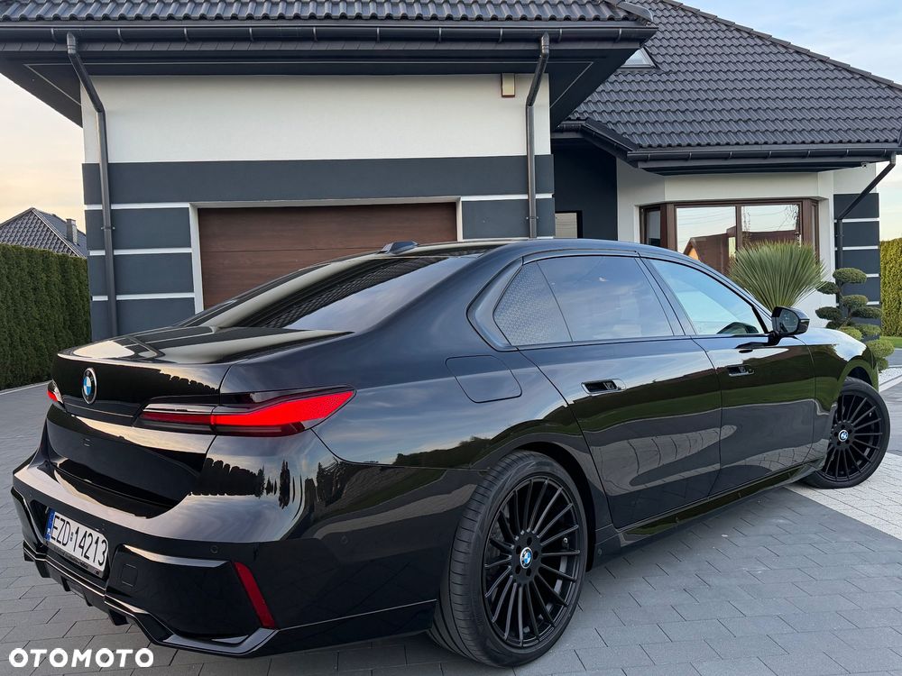 BMW Seria 7 740d xDrive - 36