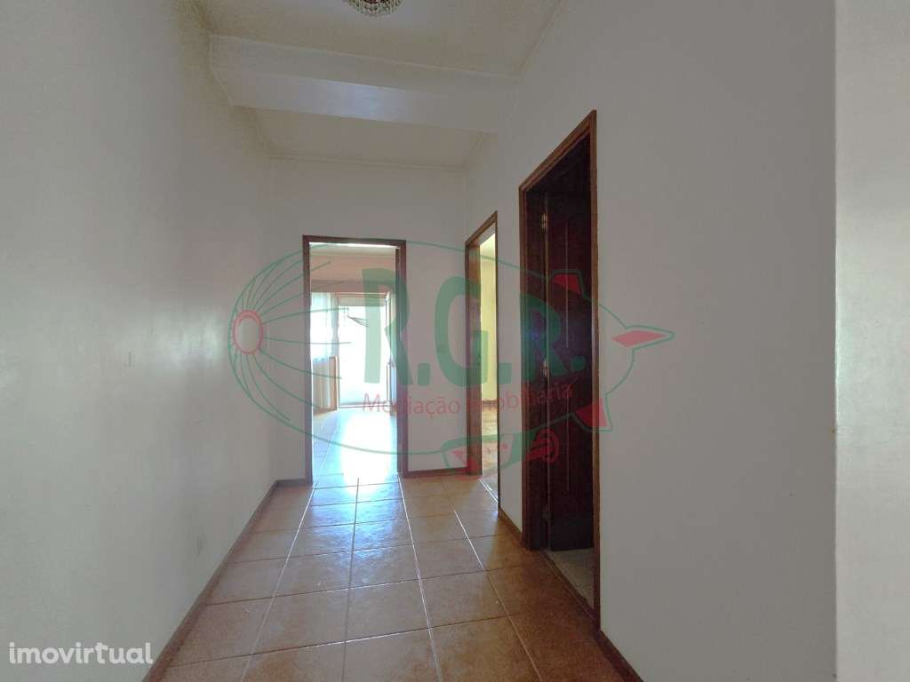 T3 de 3 Frentes | Próximo Estação Comboios Rio Tinto - Grande imagem: 4/32