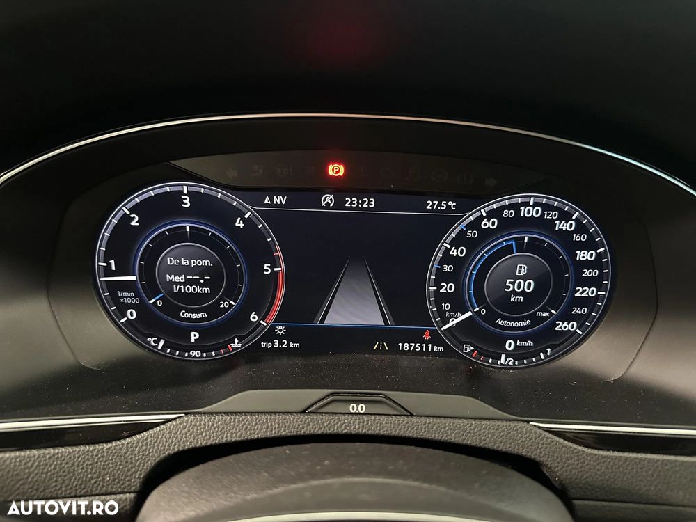 Volkswagen Passat Variant 2.0 TDI DSG Comfortline - 10