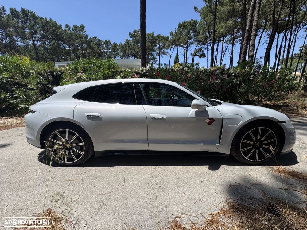 Porsche Taycan Sport Turismo GTS - 14