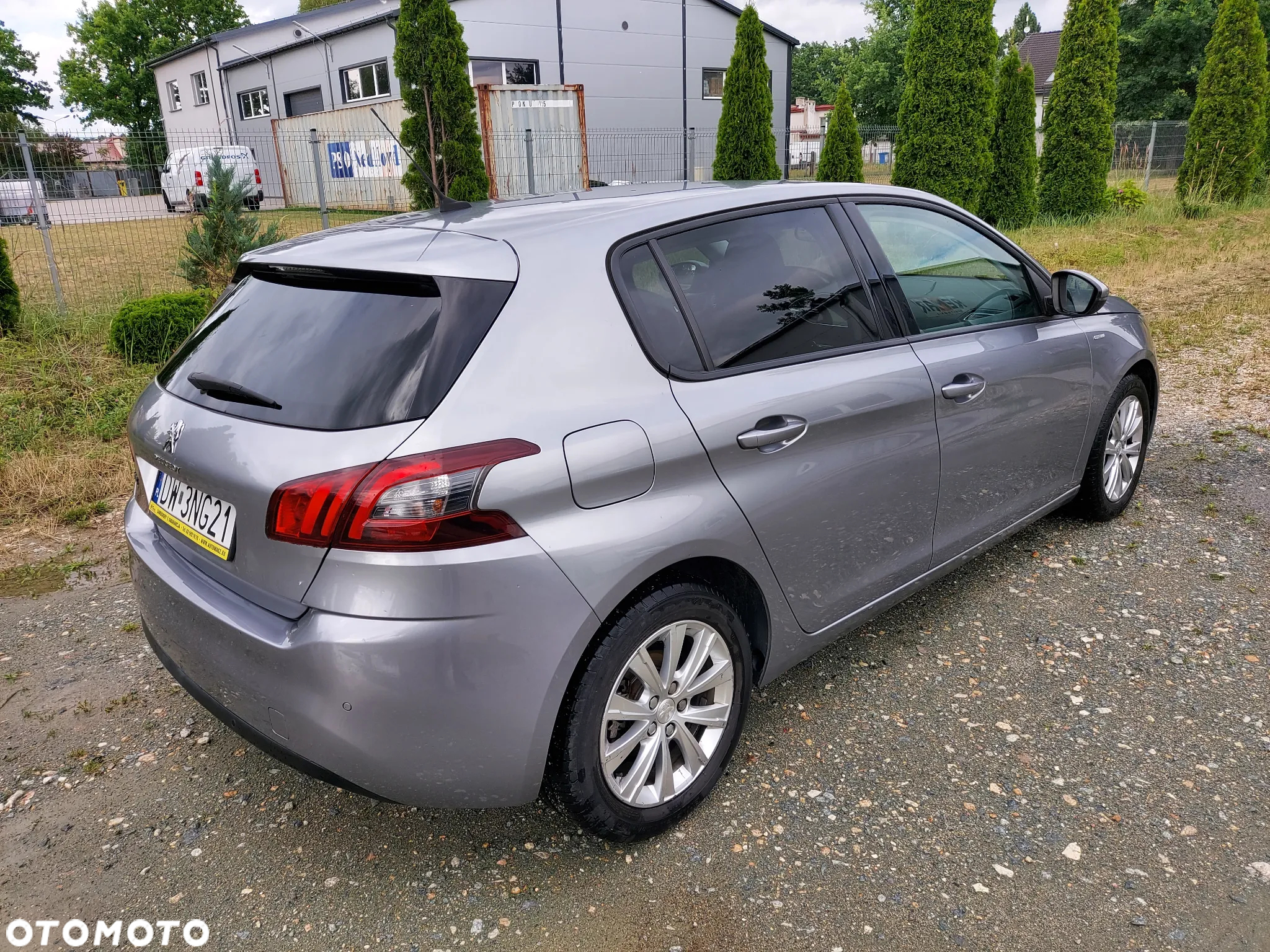 Peugeot 308 1.2 PureTech Business Line S&S - 5