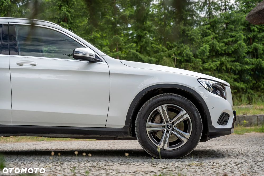 Mercedes-Benz GLC 220 d 4Matic 9G-TRONIC - 17