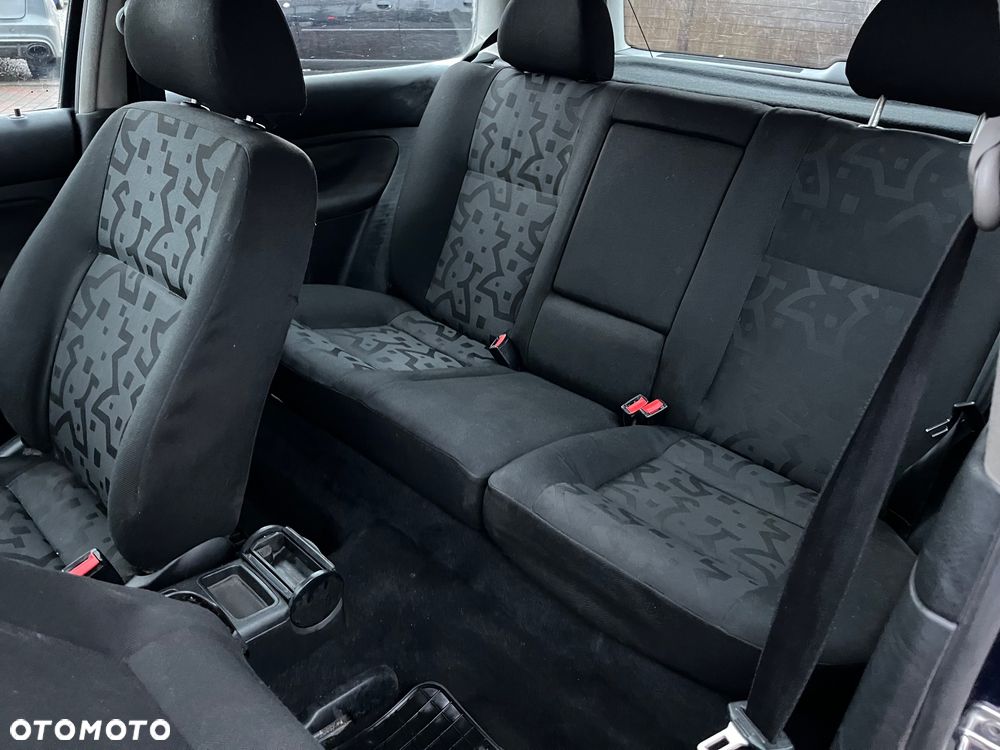 Volkswagen Golf 1.9 GL TDI - 15