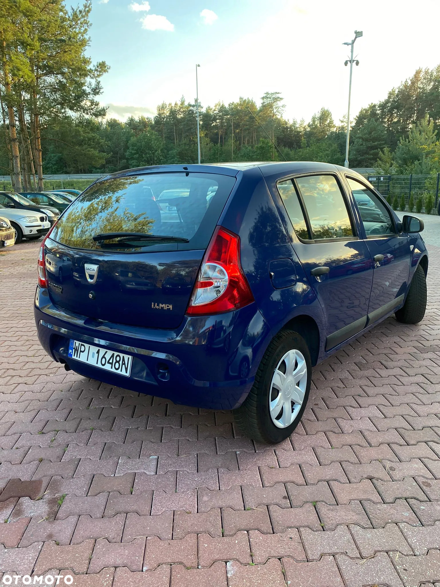 Dacia Sandero 1.4 MPI Laureate - 8