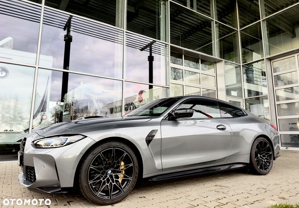 BMW M4 Competition M xDrive sport - 24