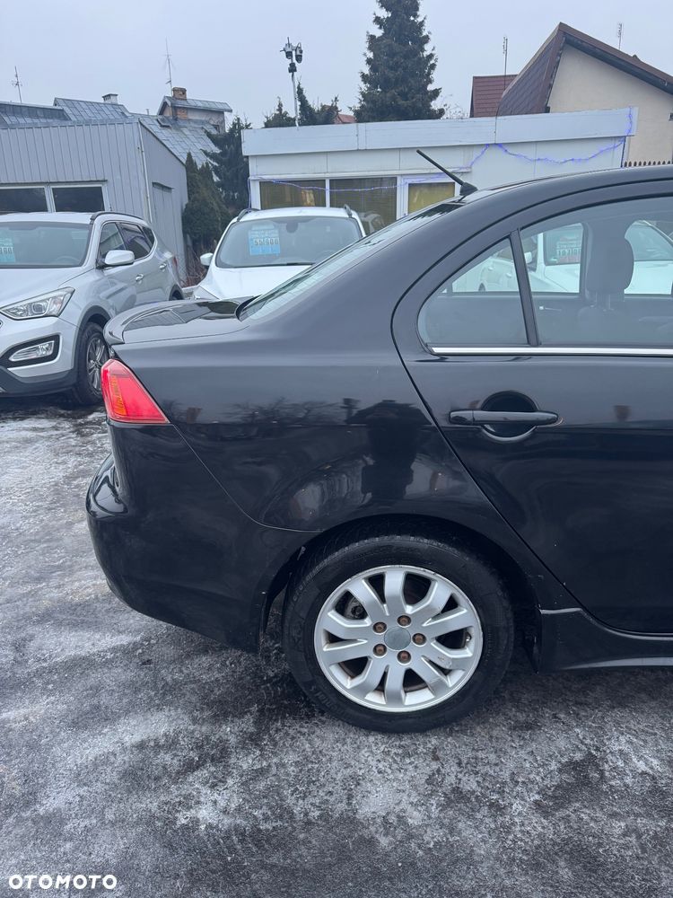 Mitsubishi Lancer 1.8 Intense CVT - 12