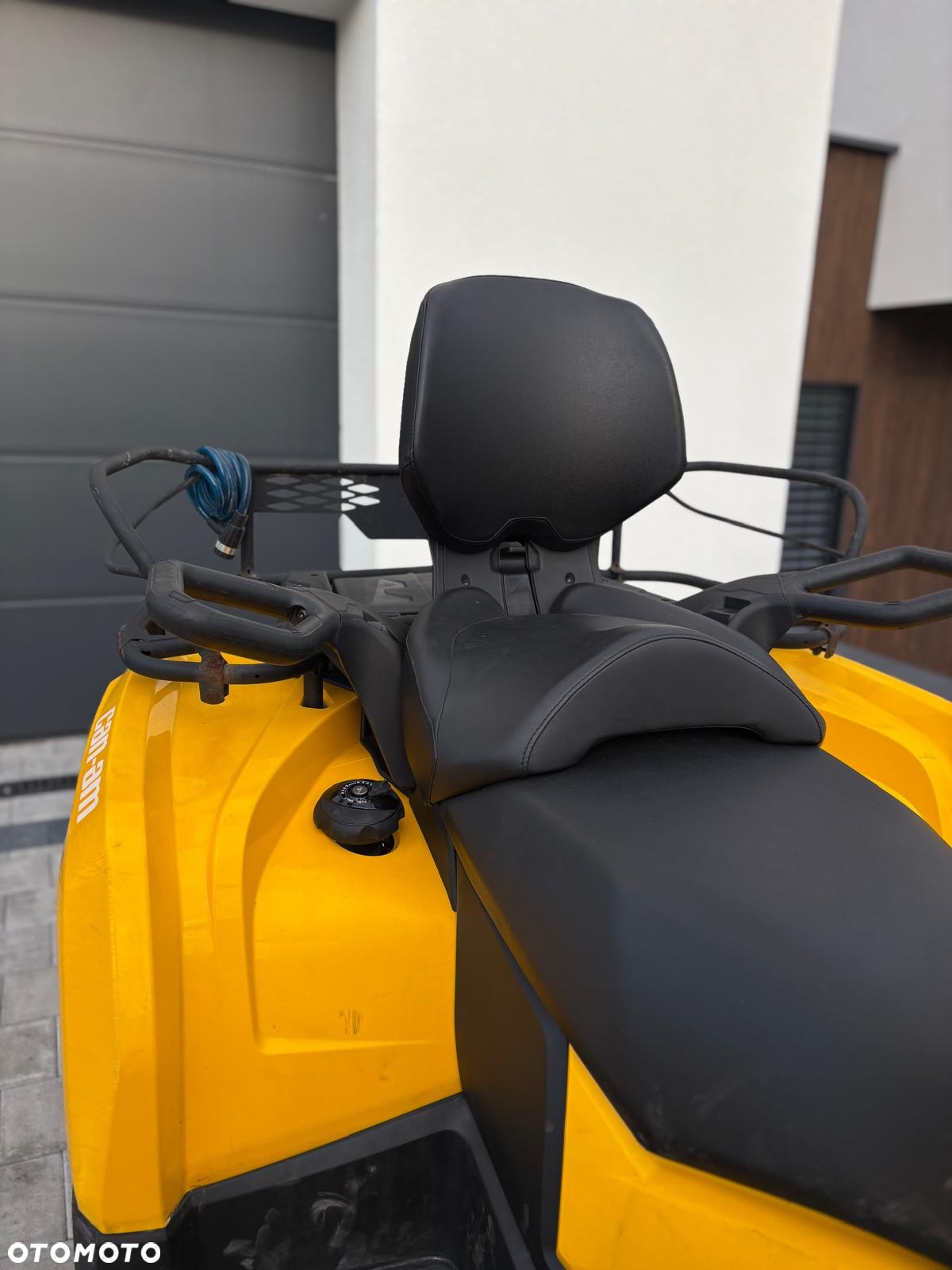 Can-Am Outlander Max - 17