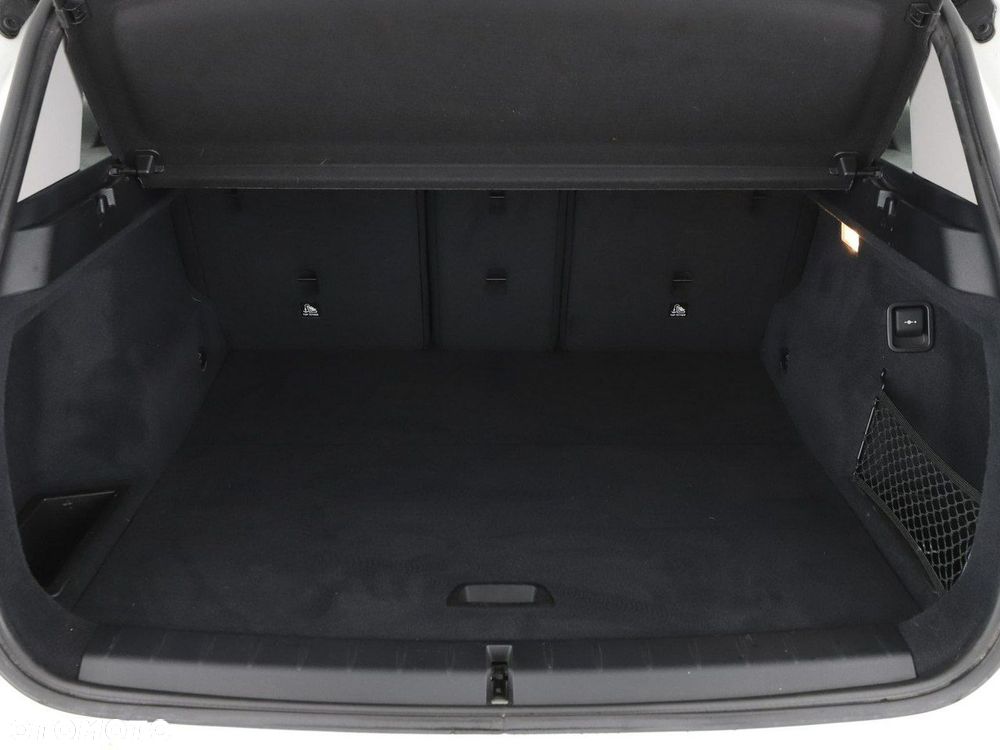 BMW X1 sDrive18d Advantage - 20