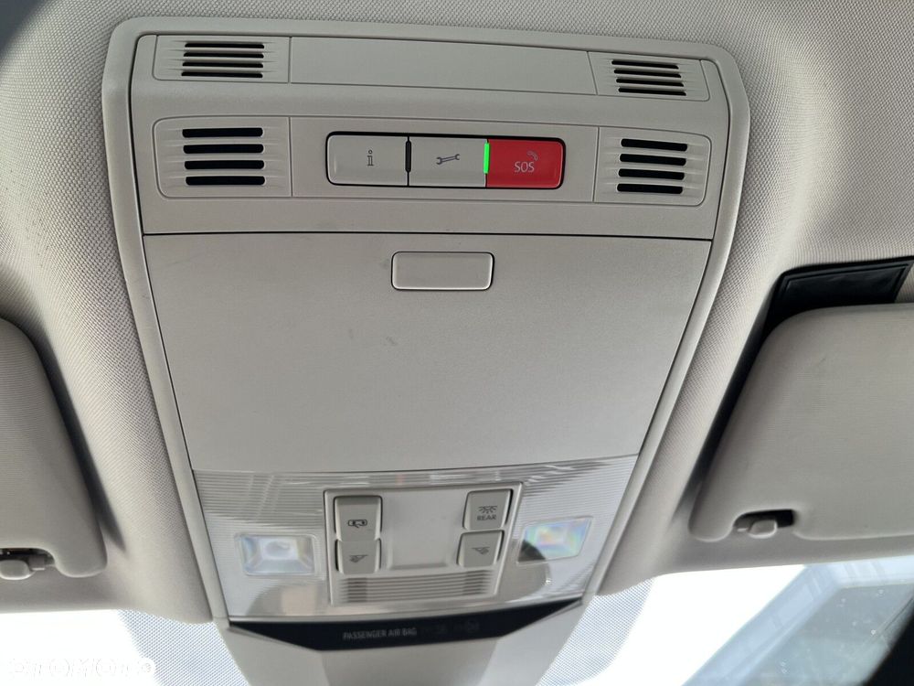 Volkswagen Passat Variant - 31