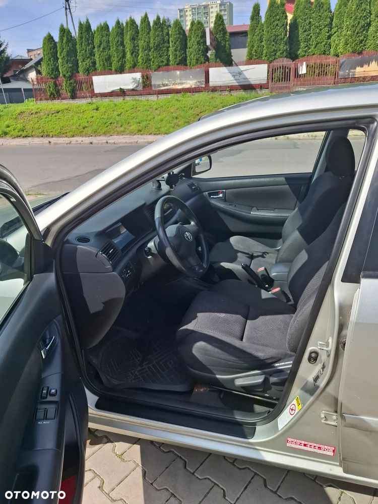 Toyota Corolla 1.4 VVT-i Base Polaris - 5
